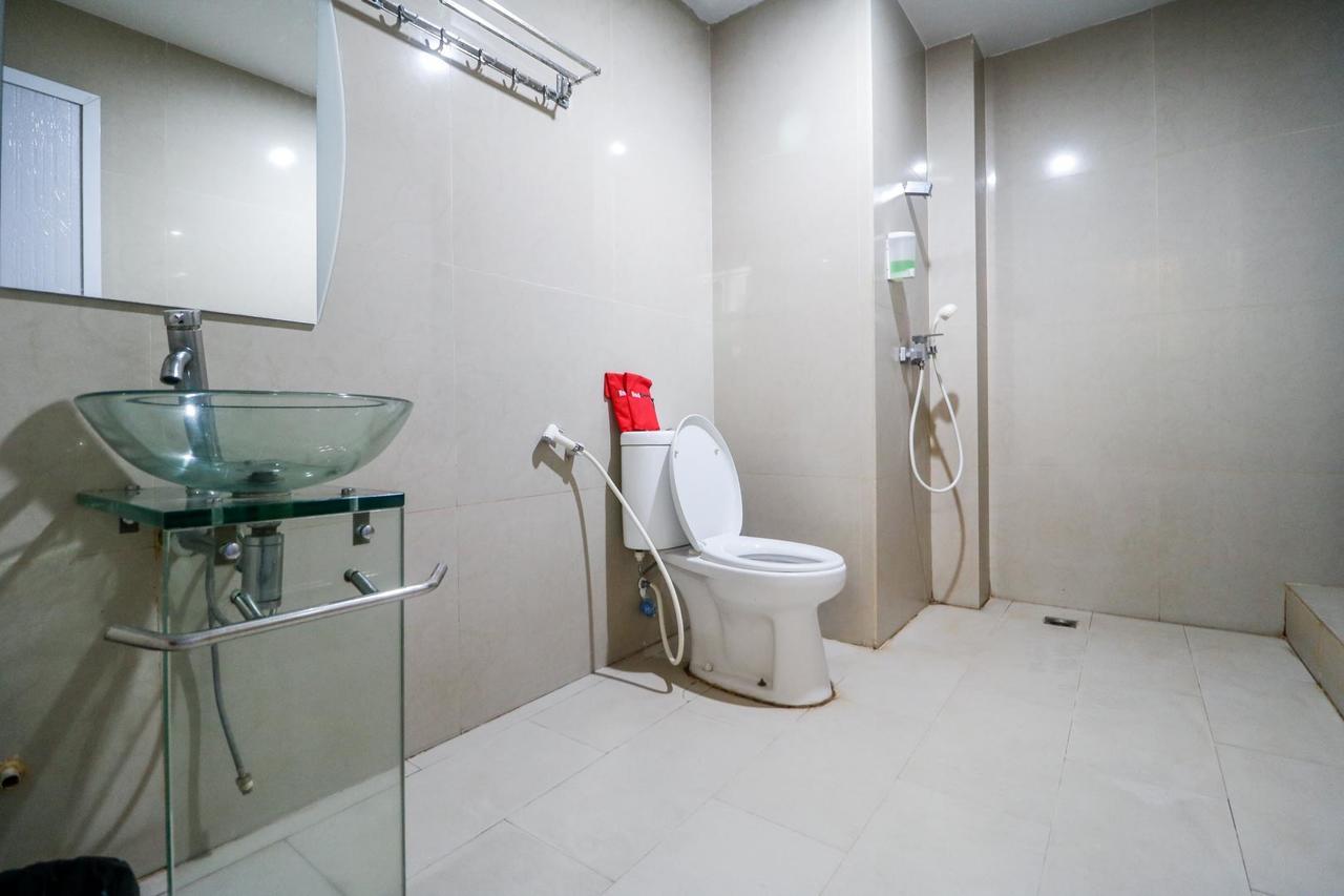 Reddoorz Plus Near Pasar Wisata Pekanbaru Luaran gambar