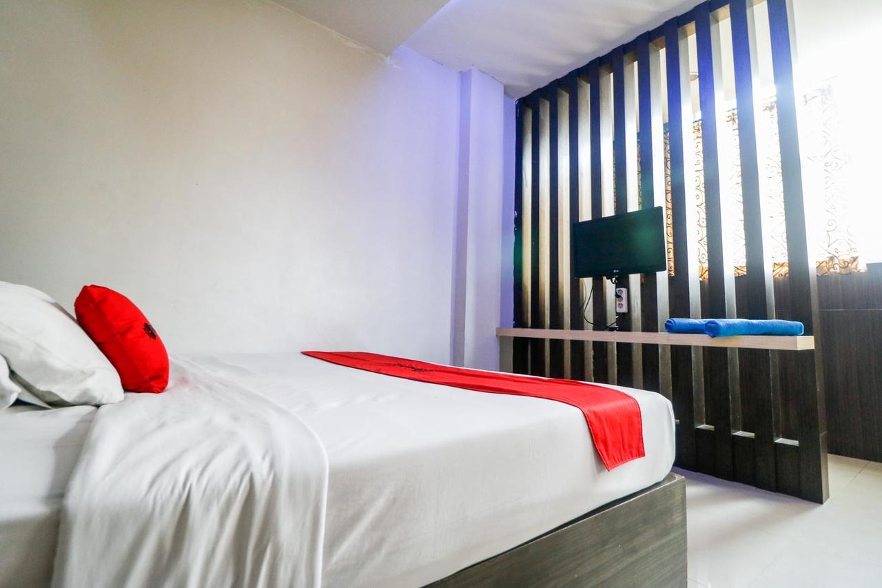 Reddoorz Plus Near Pasar Wisata Pekanbaru Luaran gambar