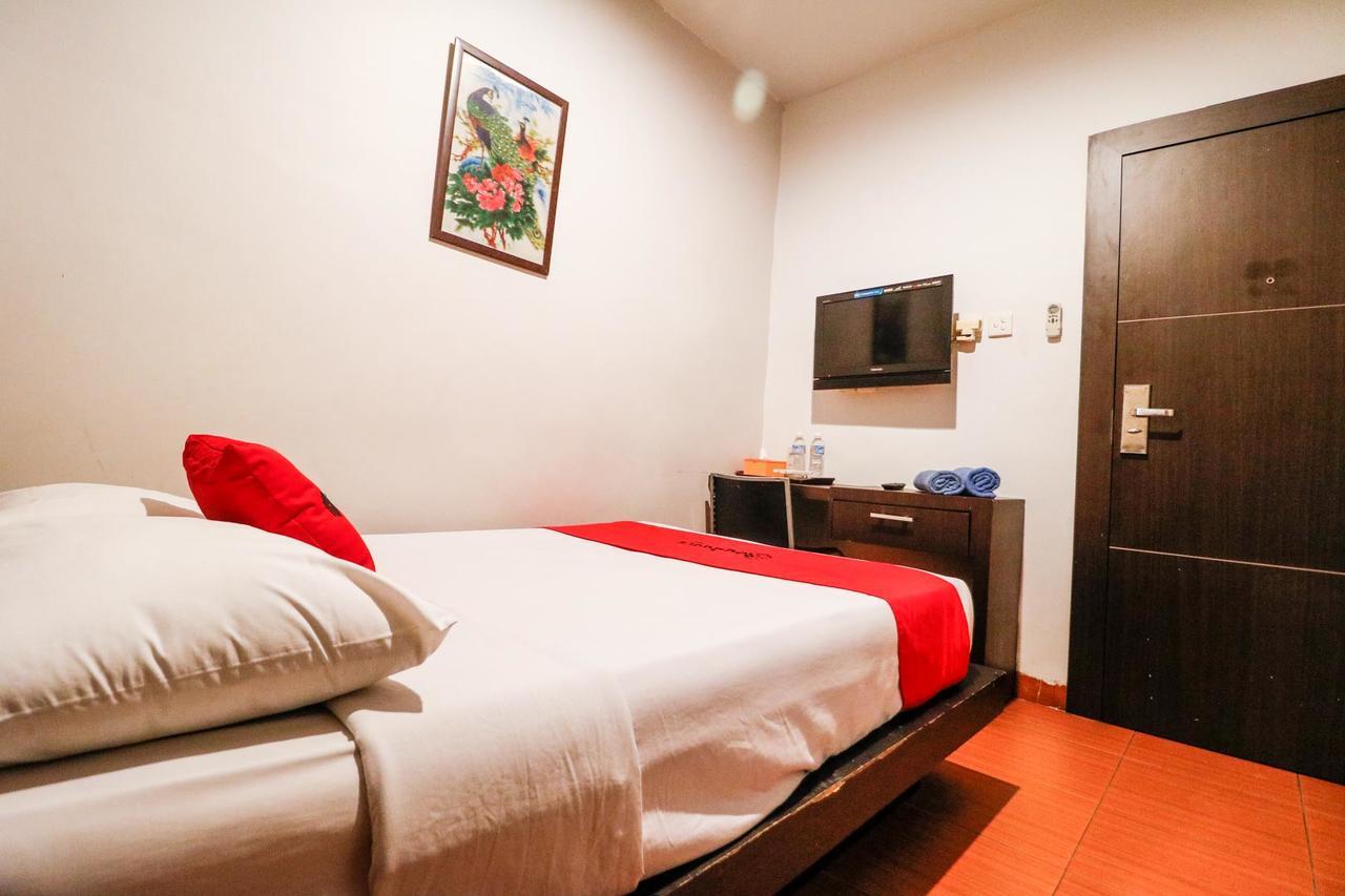 Reddoorz Plus Near Pasar Wisata Pekanbaru Luaran gambar