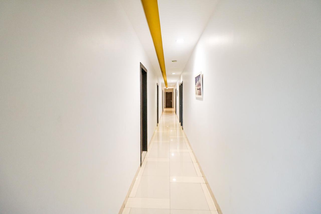 Reddoorz Plus Near Pasar Wisata Pekanbaru Luaran gambar