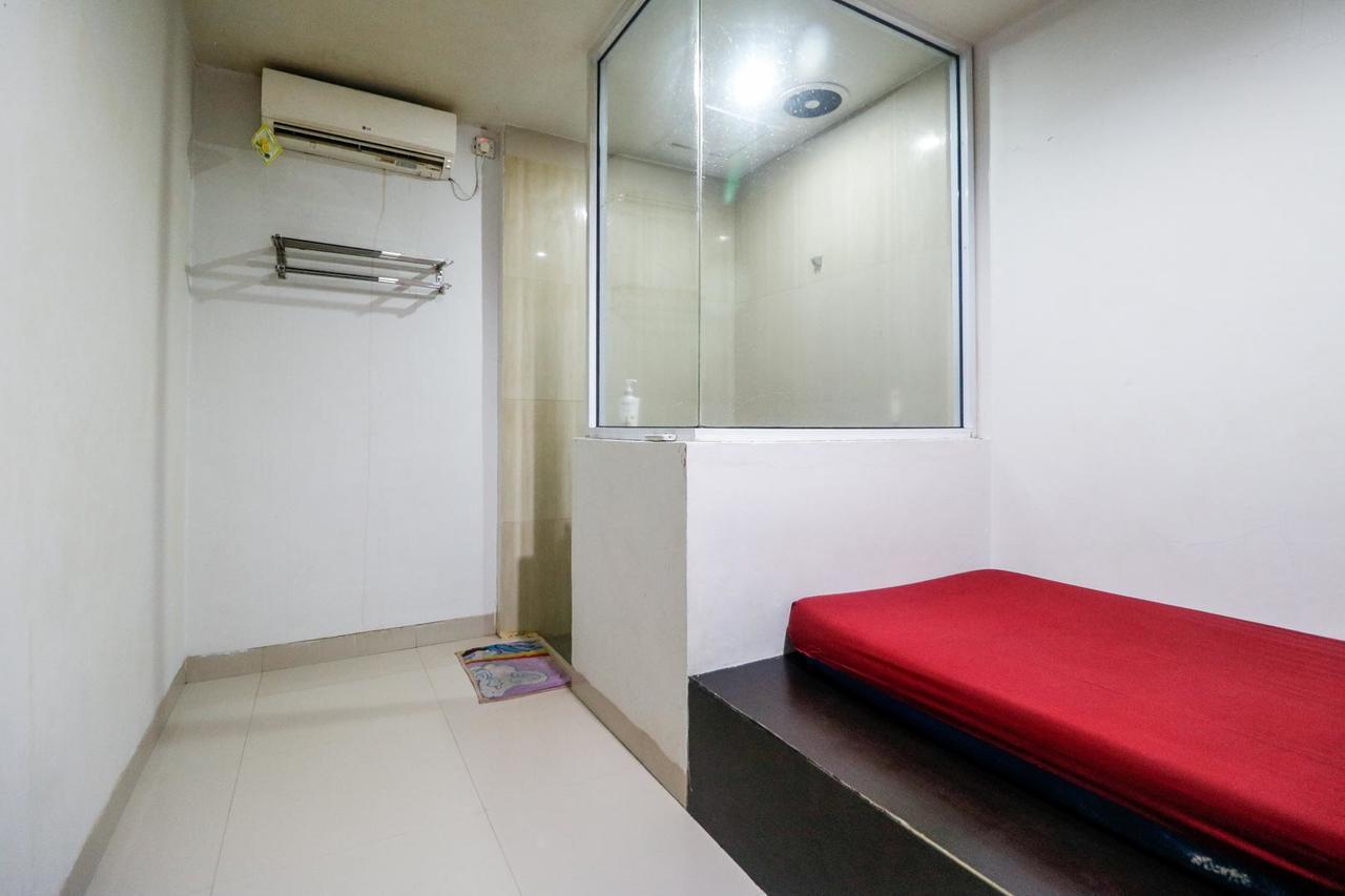 Reddoorz Plus Near Pasar Wisata Pekanbaru Luaran gambar